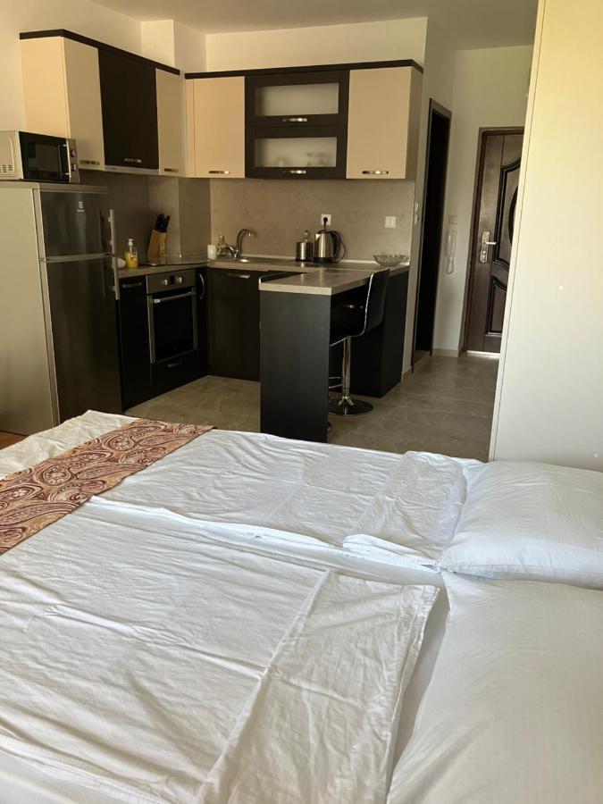 Apartments Dione เปาโมเรีย ภายนอก รูปภาพ