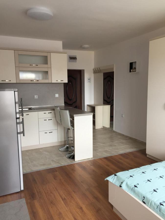 Apartments Dione เปาโมเรีย ภายนอก รูปภาพ